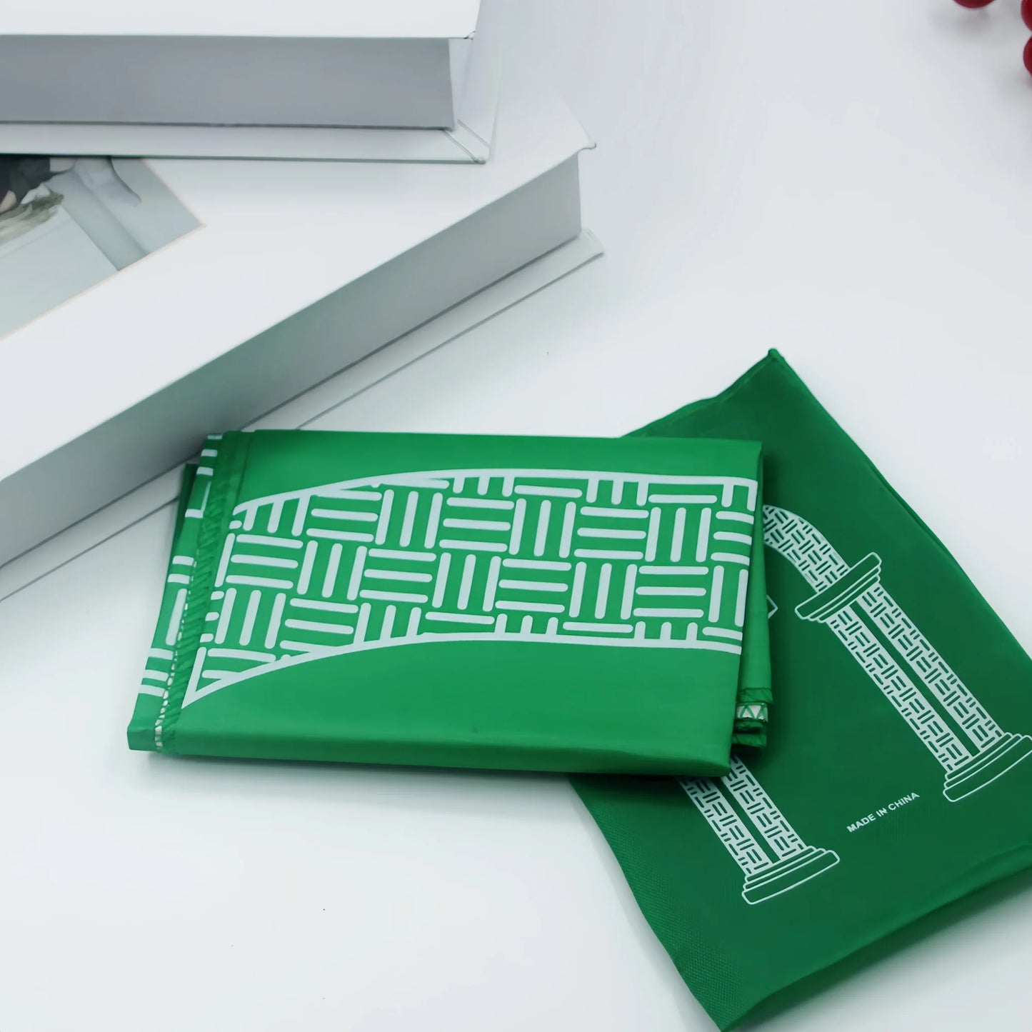 Portable Muslim Prayer Rug 65×100 cm