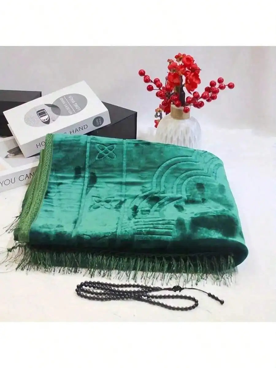 Luxury Velvet Muslim Prayer Rug with Beads