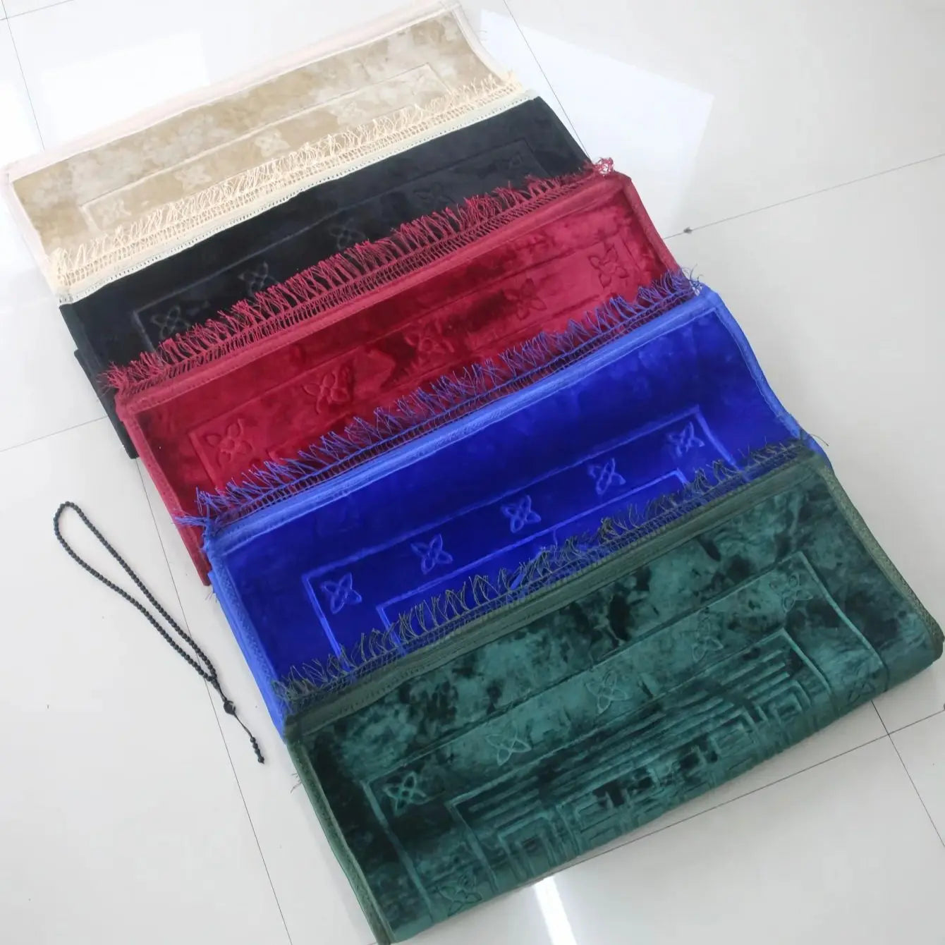 Luxury Velvet Muslim Prayer Rug with Beads